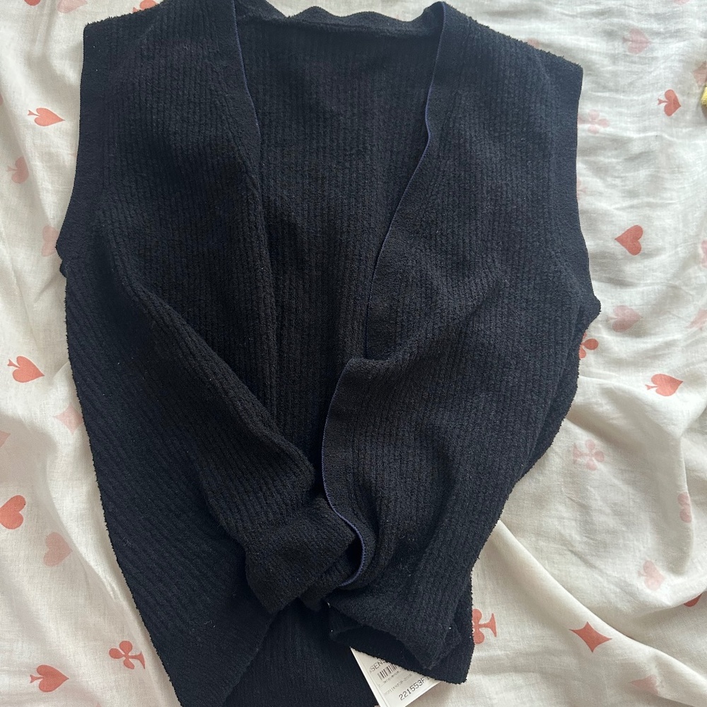 Jacquemus Le Haut Noue’ black too